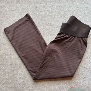 Maternity dress pants